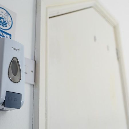 Host Liverpool - Rooms In A Spacious Coliving And Coworking Home With Garden, And Parking Close To Centre Zewnętrze zdjęcie